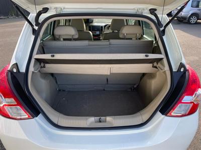 2012 Nissan Tiida - Thumbnail