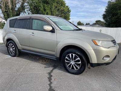 2009 Mitsubishi Outlander - Thumbnail