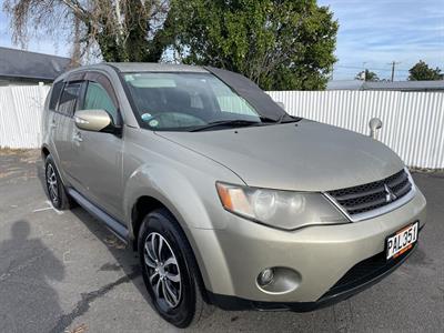 2009 Mitsubishi Outlander - Thumbnail