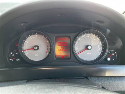 2007 Holden Commodore - Thumbnail