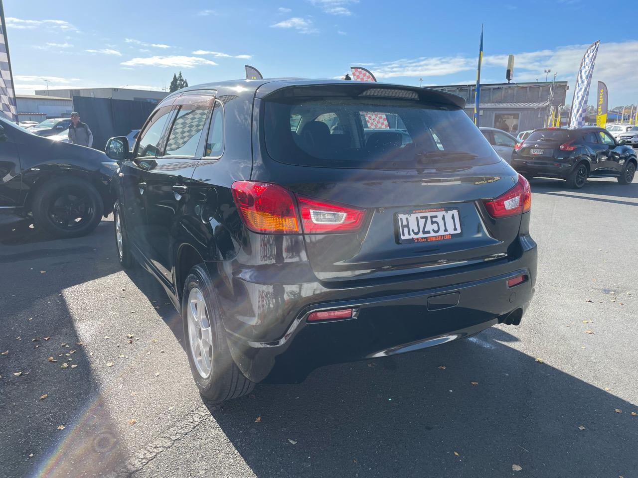 2010 Mitsubishi RVR
