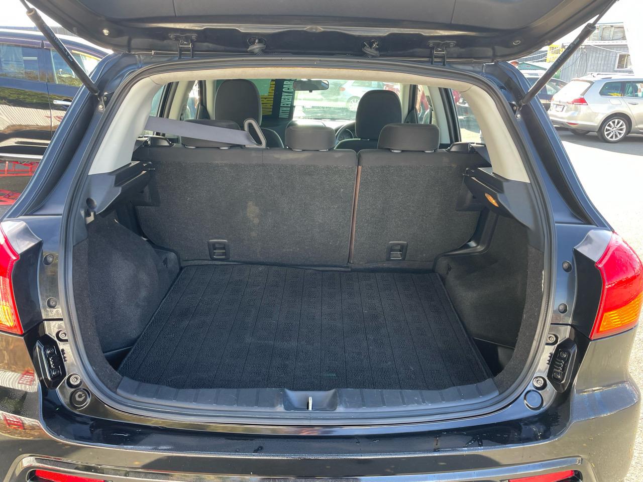 2010 Mitsubishi RVR