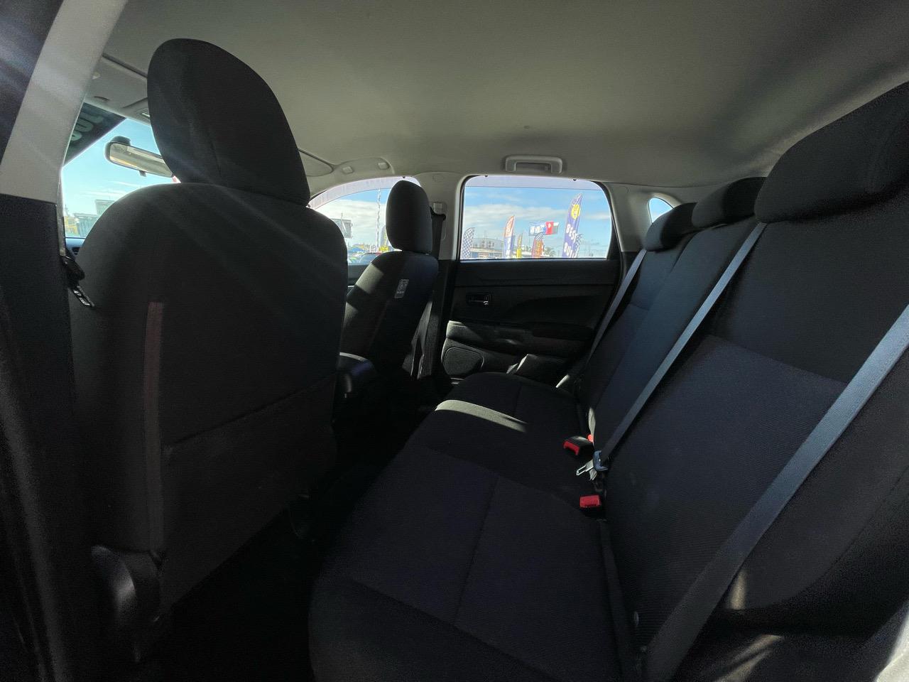 2010 Mitsubishi RVR