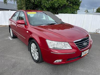 2010 Hyundai Sonata - Thumbnail