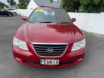 2010 Hyundai Sonata - Thumbnail