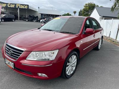 2010 Hyundai Sonata - Thumbnail