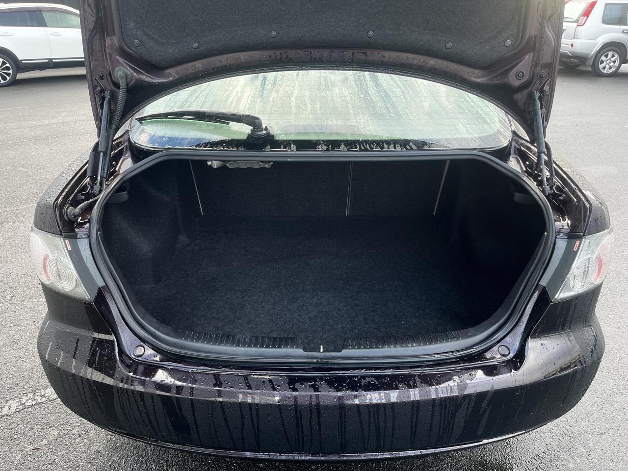 2006 Mazda Atenza