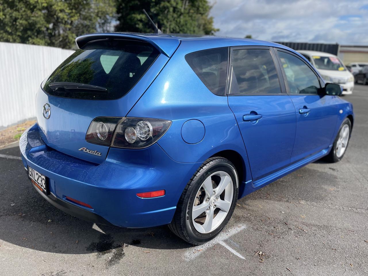 2005 Mazda AXELA