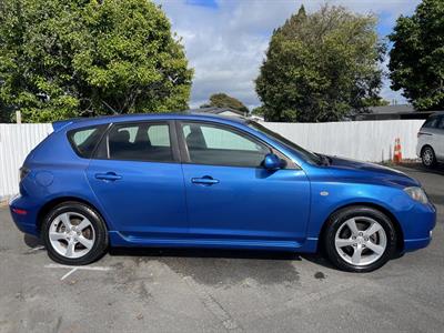 2005 Mazda AXELA - Thumbnail