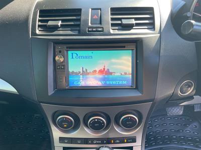 2010 Mazda AXELA - Thumbnail