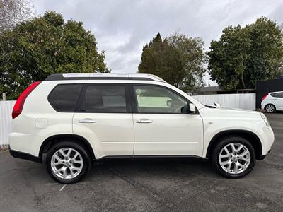 2012 Nissan X-Trail - Thumbnail