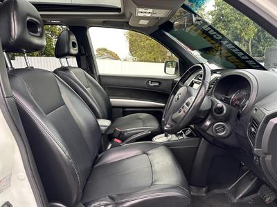 2012 Nissan X-Trail - Thumbnail