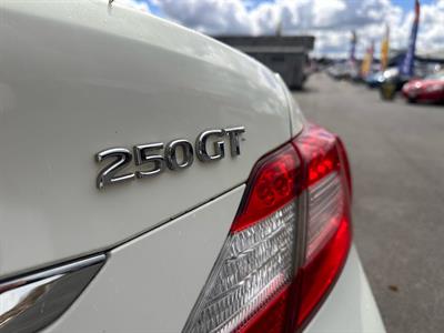 2013 Nissan FUGA - Thumbnail