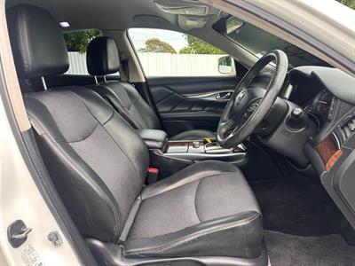 2013 Nissan FUGA - Thumbnail