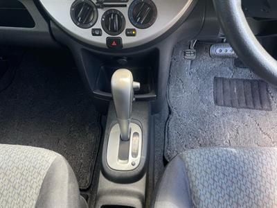 2011 Nissan Note - Thumbnail
