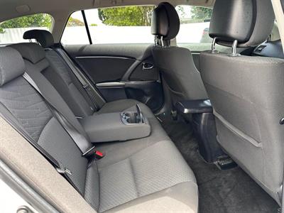 2011 Toyota Avensis - Thumbnail