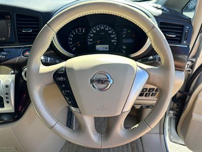 2011 Nissan Elgrand - Thumbnail