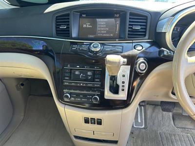 2011 Nissan Elgrand - Thumbnail