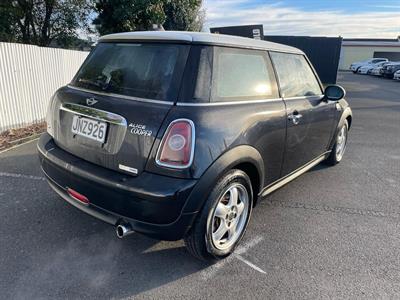 2008 Mini Cooper - Thumbnail