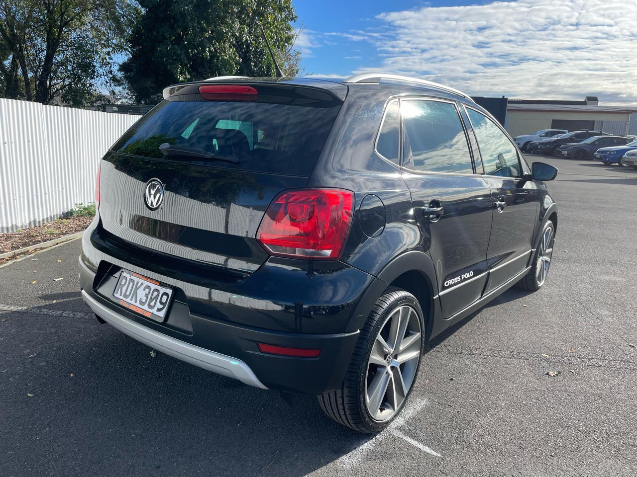 2014 Volkswagen Cross Polo