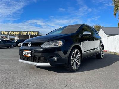 2014 Volkswagen Cross Polo - Thumbnail