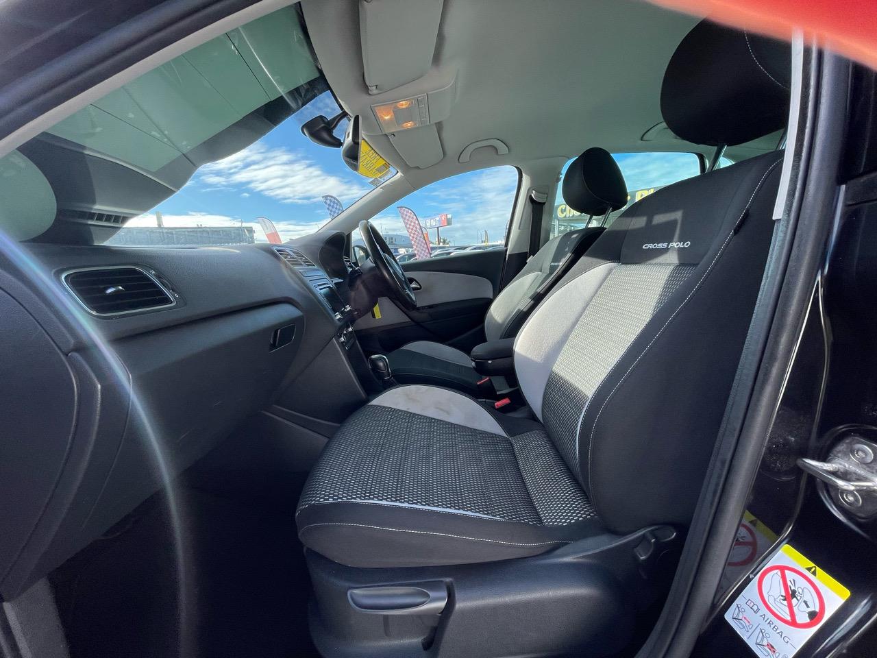 2014 Volkswagen Cross Polo