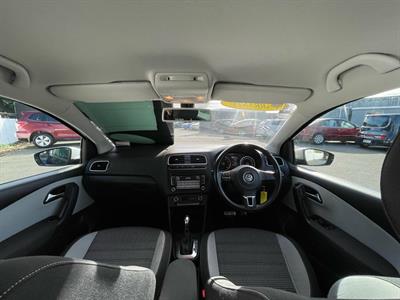 2014 Volkswagen Cross Polo - Thumbnail