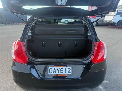 2011 Suzuki Swift - Thumbnail