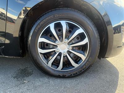 2011 Suzuki Swift - Thumbnail