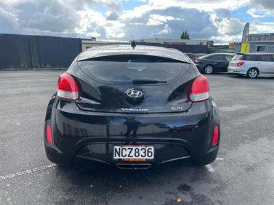 2015 Hyundai Veloster - Thumbnail