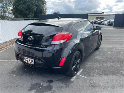 2015 Hyundai Veloster - Thumbnail