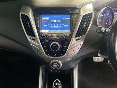 2015 Hyundai Veloster - Thumbnail