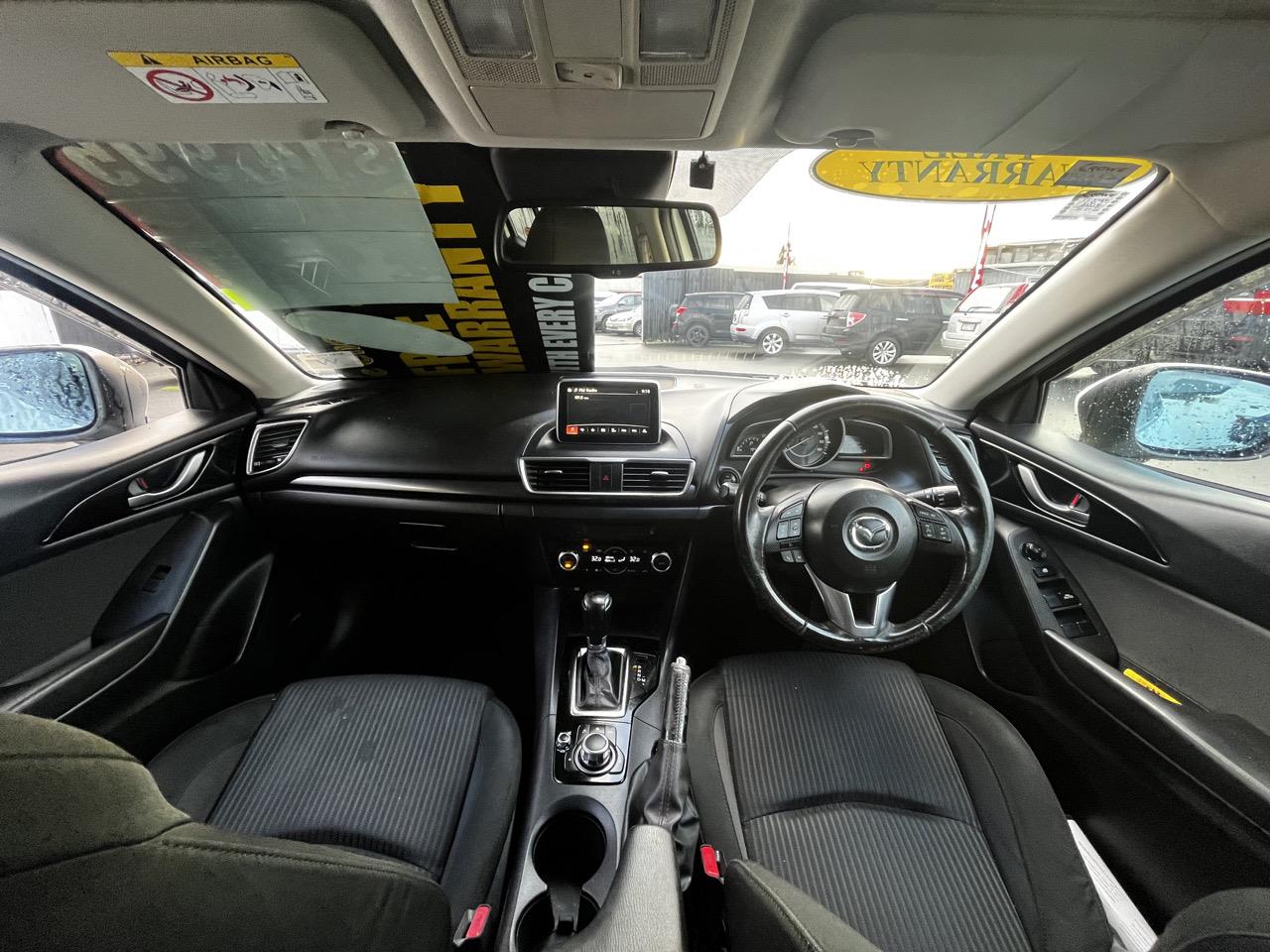 2014 Mazda Axela