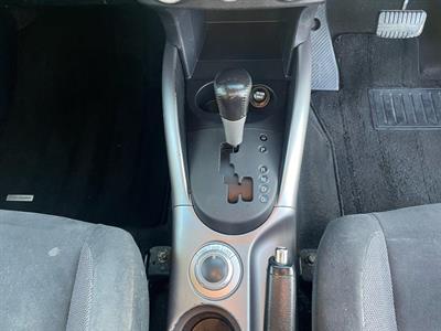 2007 Mitsubishi Outlander - Thumbnail