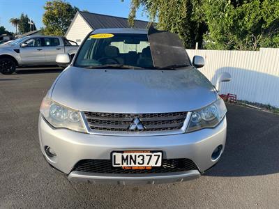 2007 Mitsubishi Outlander - Thumbnail