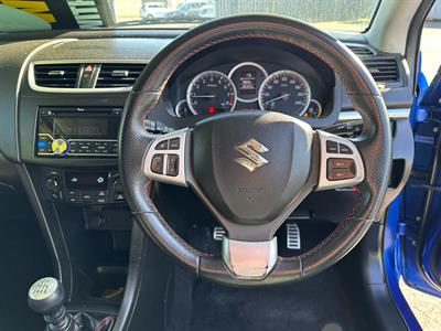 2013 Suzuki Swift - Thumbnail