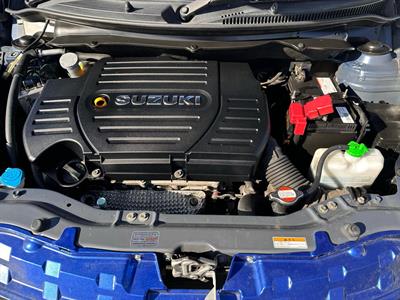 2013 Suzuki Swift - Thumbnail