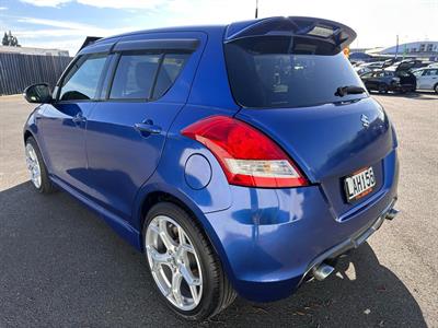 2013 Suzuki Swift - Thumbnail