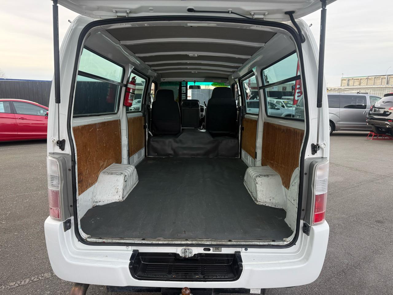 2008 Nissan CARAVAN