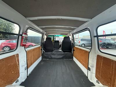 2008 Nissan CARAVAN - Thumbnail