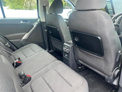 2008 Volkswagen Tiguan - Thumbnail