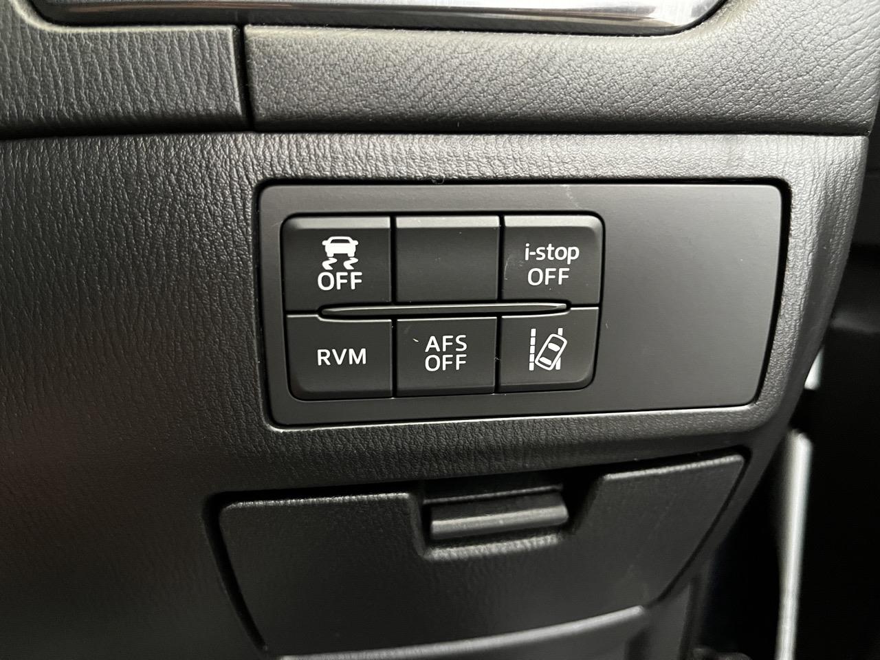2013 Mazda Atenza