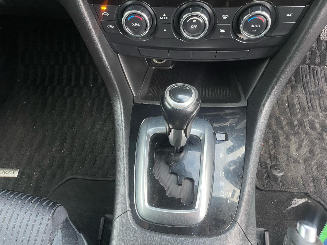 2013 Mazda Atenza