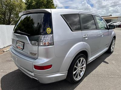 2008 Mitsubishi Outlander - Thumbnail