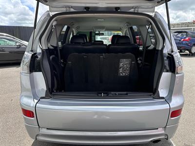 2008 Mitsubishi Outlander - Thumbnail