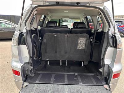 2008 Mitsubishi Outlander - Thumbnail