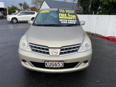 2010 Nissan Tiida - Thumbnail