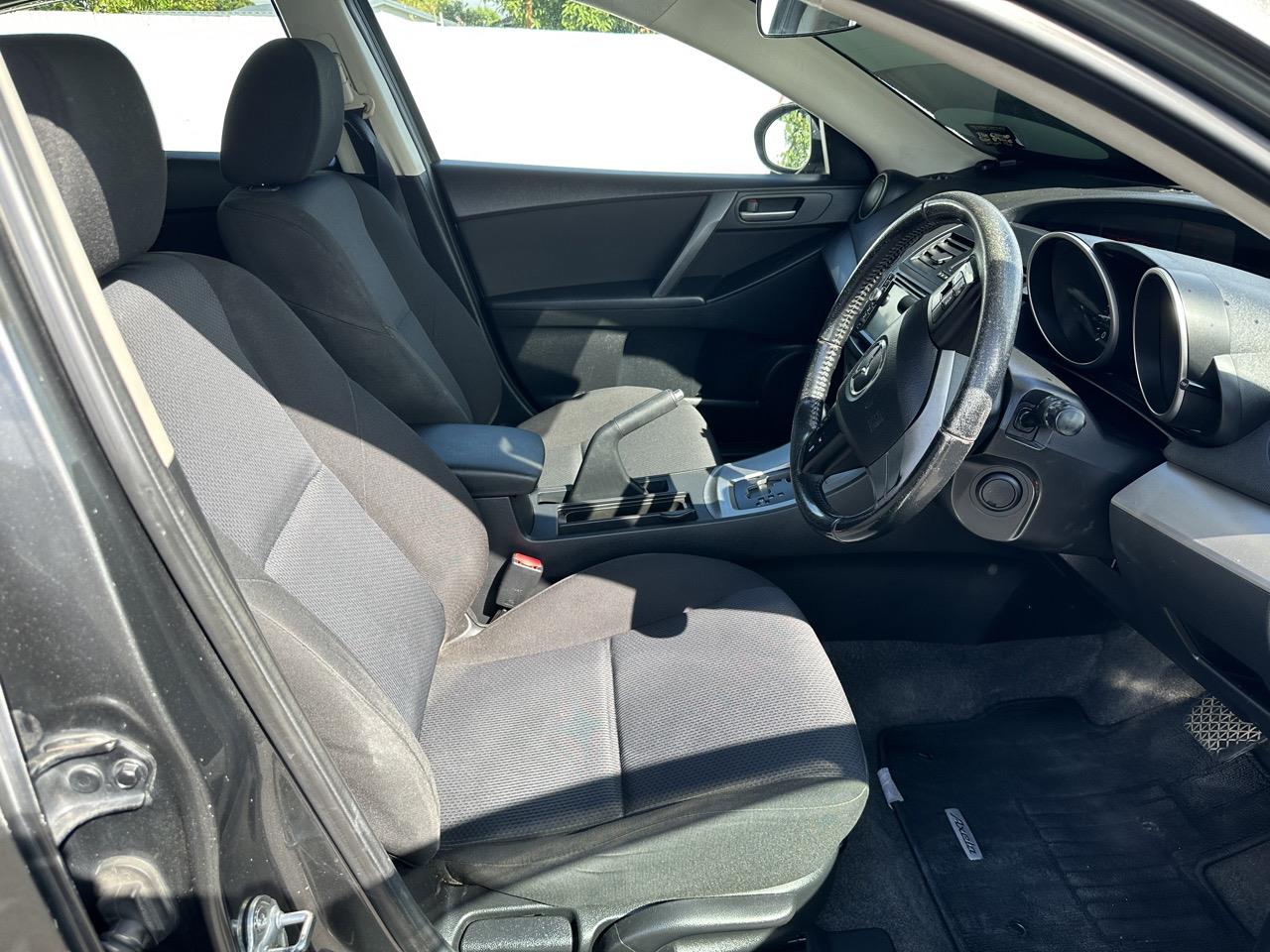 2010 Mazda AXELA
