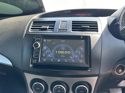 2010 Mazda AXELA - Thumbnail