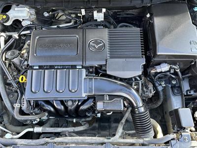 2010 Mazda AXELA - Thumbnail